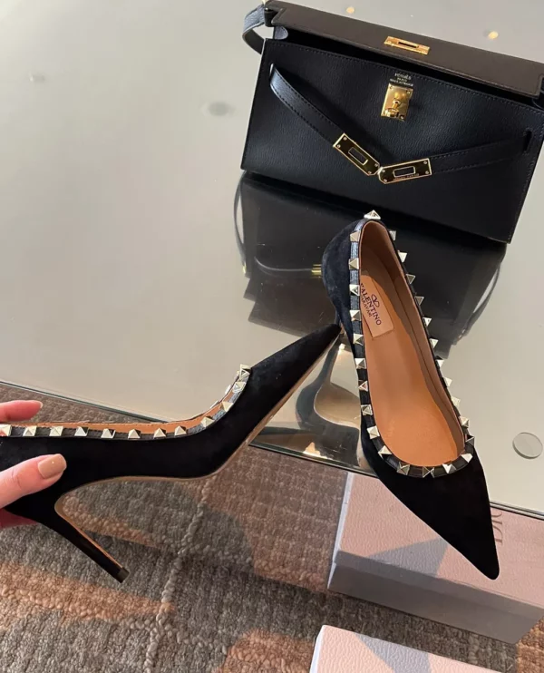 Valentino shoes - rep shoes