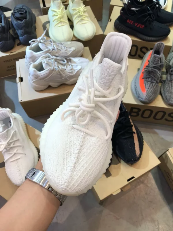 Yeezy shoes - Reps shoes