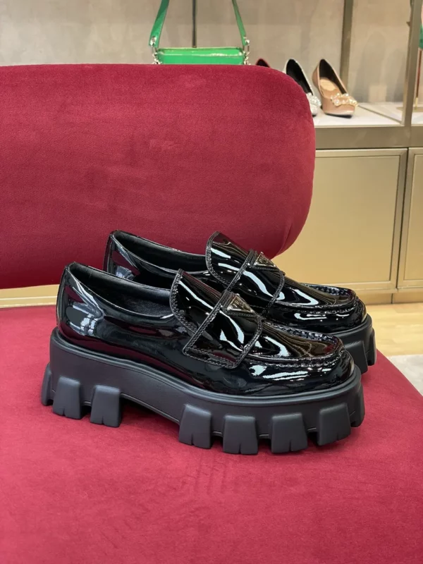 Prada shoes - Replica shoes