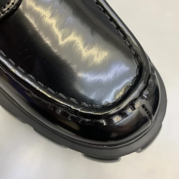 Prada shoes - rep shoes