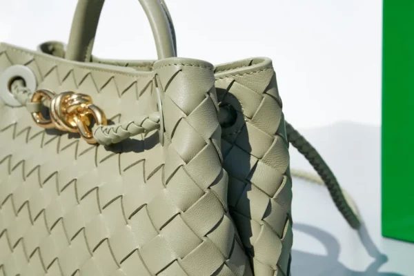 Bottega Veneta bag - replica bags