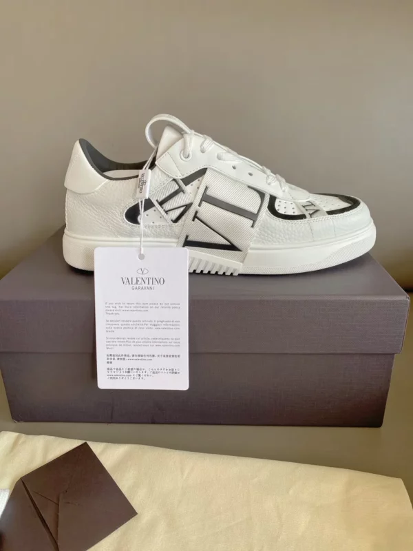 Valentino shoes - Reps shoes