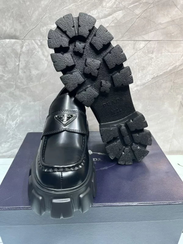 Prada shoes - Replica shoes