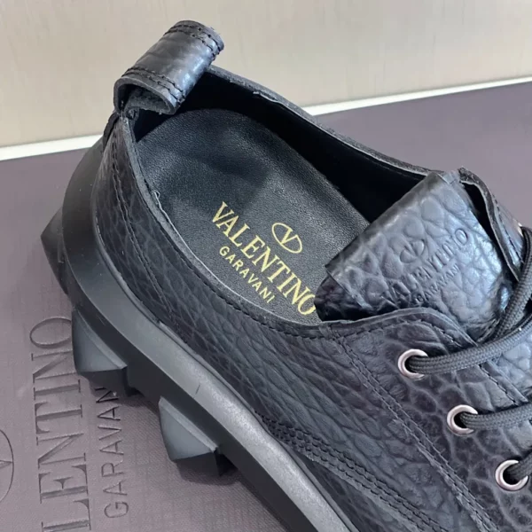 Valentino shoes - Reps shoes