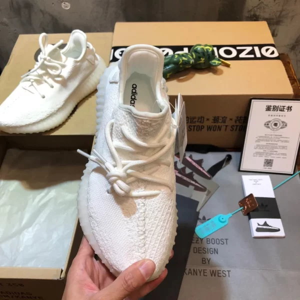 Yeezy shoes - rep shoes