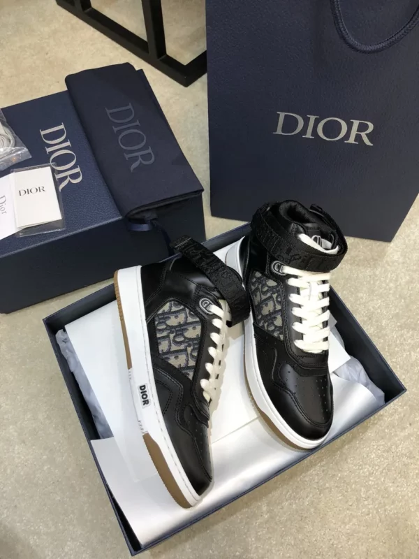 Dior shoes - rep shoes