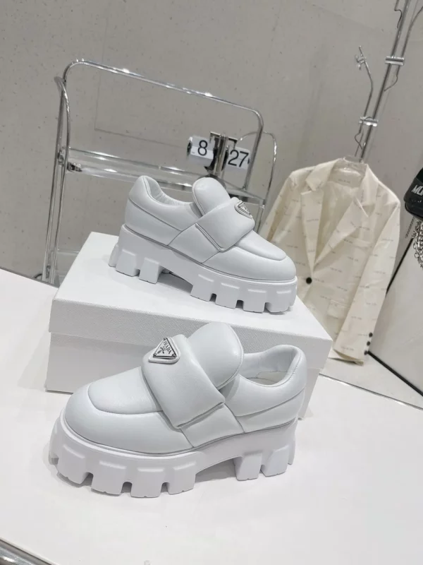 Prada shoes - Replica shoes