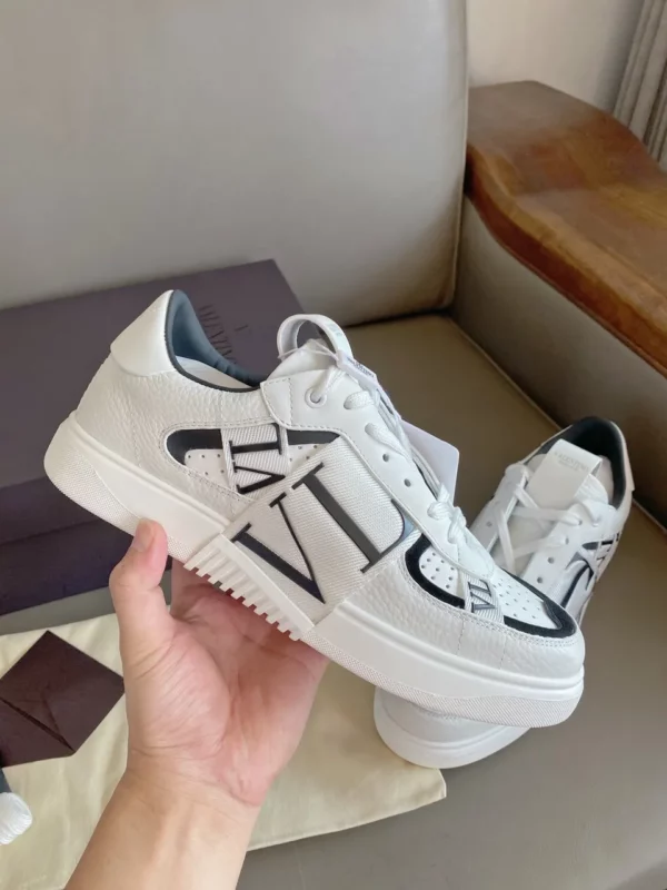 Valentino shoes - Reps shoes