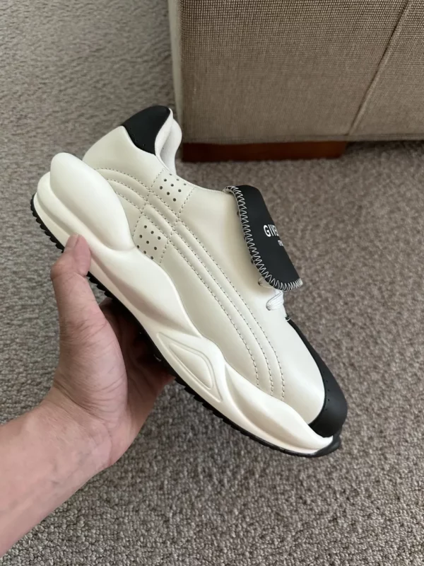 Givenchy shoes - Reps shoes