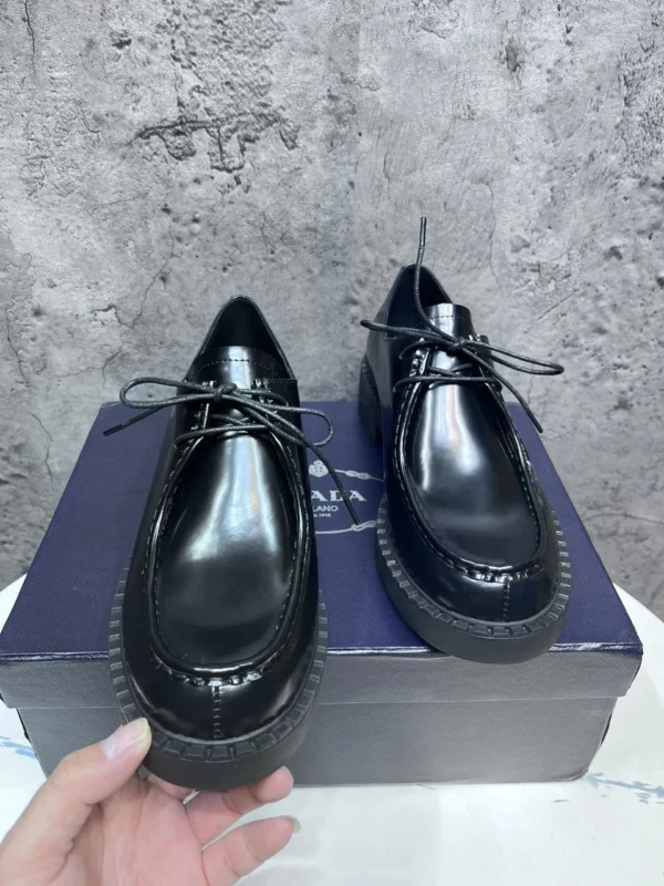 Prada shoes - Replica shoes