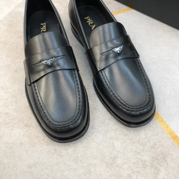 Prada shoes - Replica shoes