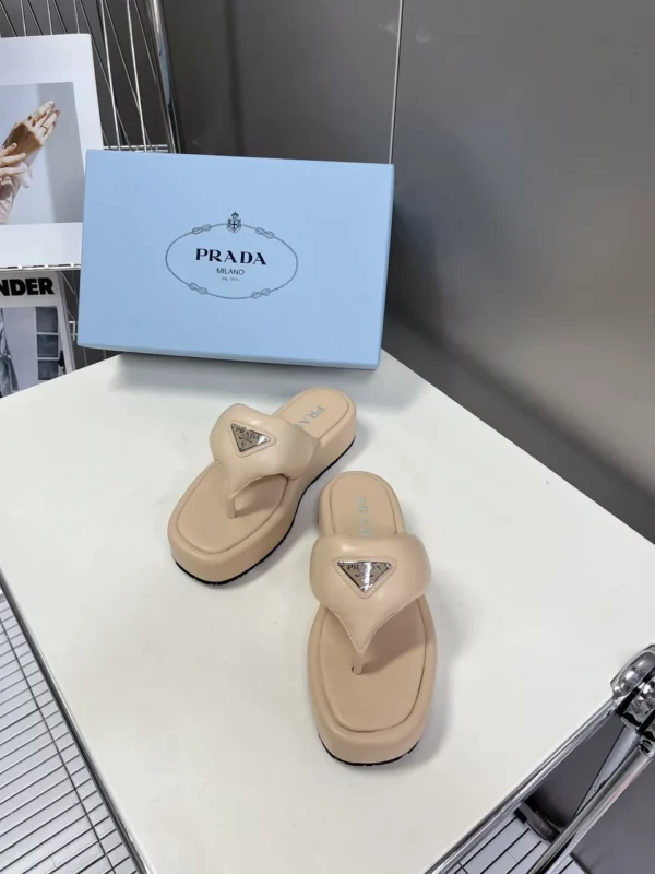 Prada shoes - Replica shoes