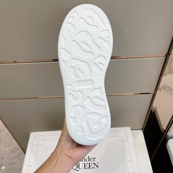 Alexander MCQueen shoes - rep shoes