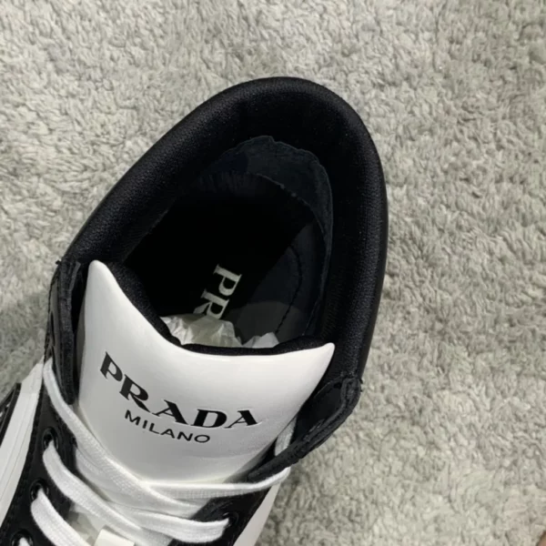 Prada shoes - Replica shoes