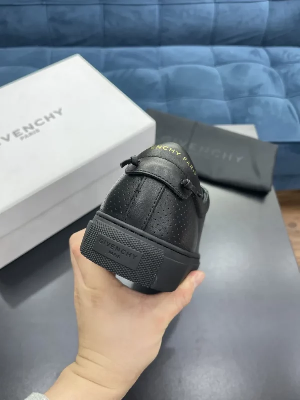 Givenchy shoes - Replica shoes