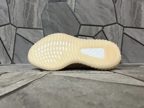 Yeezy shoes - Replica shoes