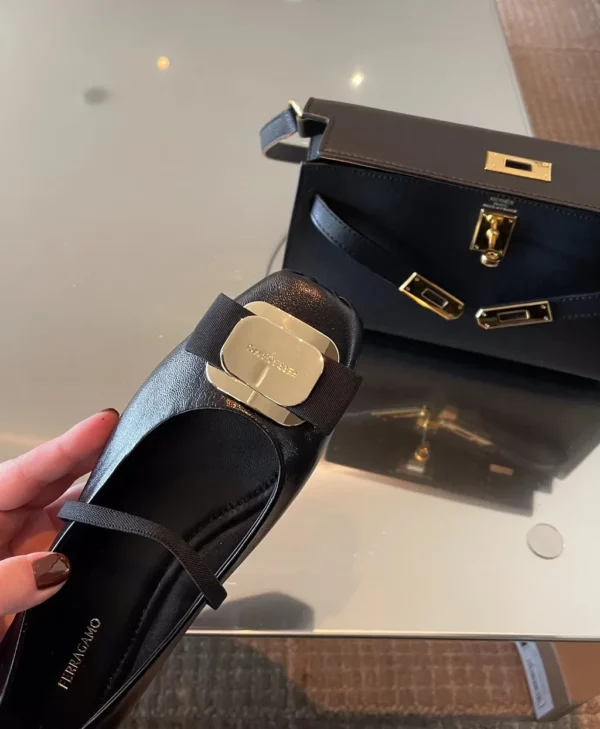 Ferragamo shoes - rep shoes