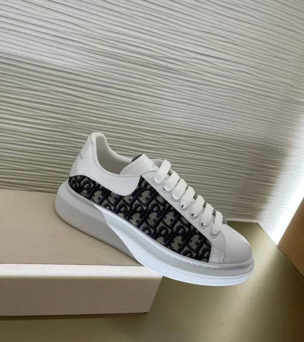 Alexander MCQueen shoes - rep shoes