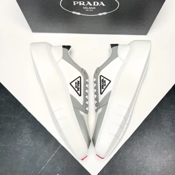 Prada shoes - Replica shoes