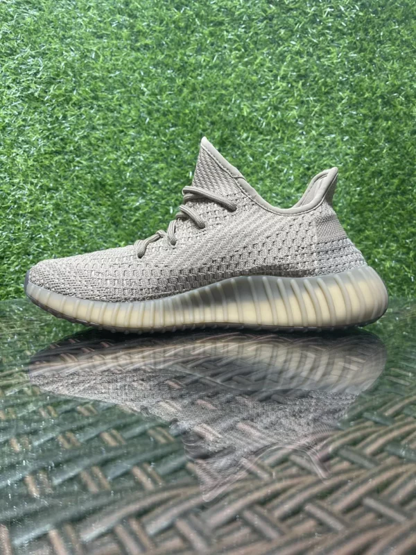 Yeezy shoes - Replica shoes