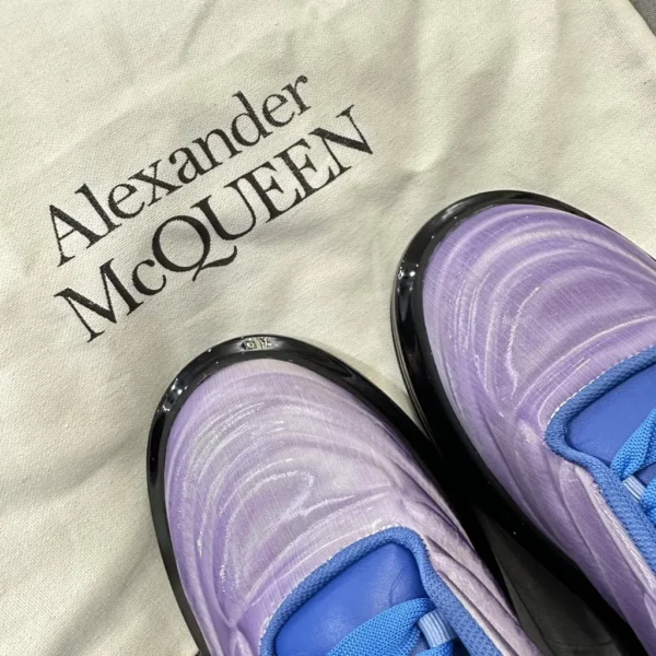 Alexander MCQueen shoes - Replica shoes