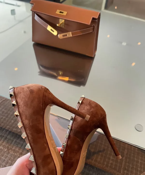 Valentino shoes - Replica shoes