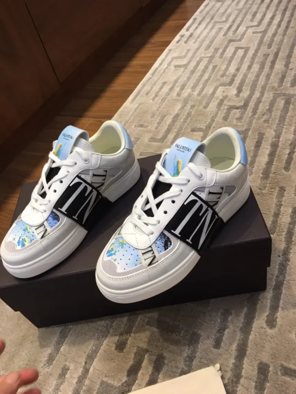 Valentino shoes - Reps shoes