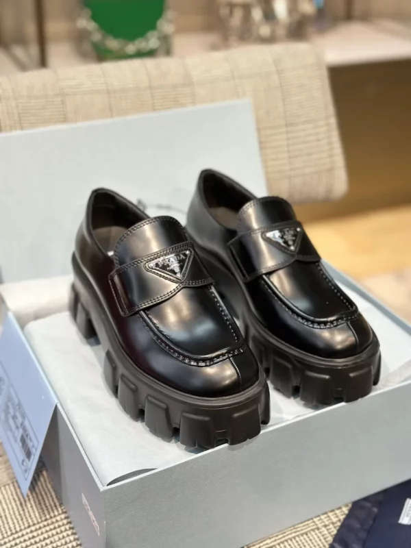 Prada shoes - Replica shoes