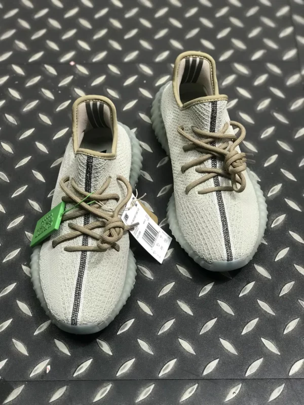 Yeezy shoes - Replica shoes