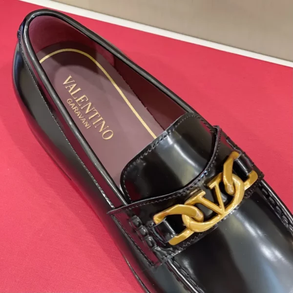 Valentino shoes - Replica shoes