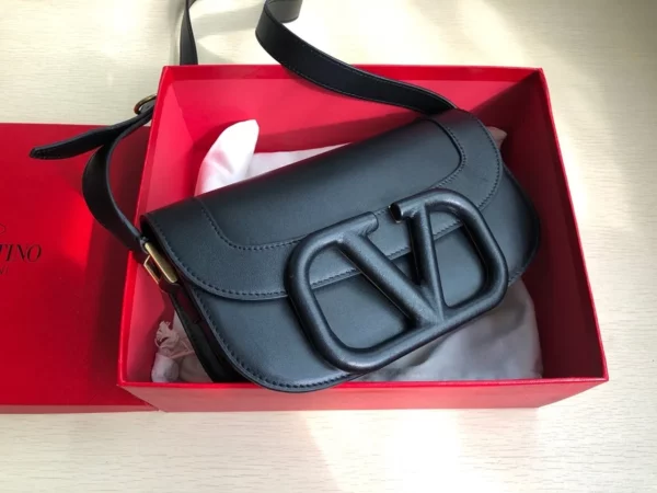 Valentino bag - rep bags