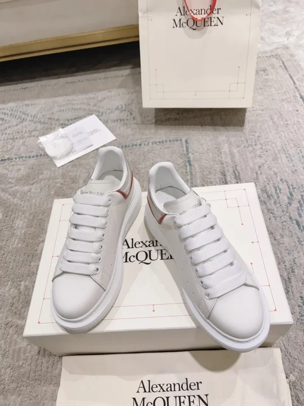 Alexander MCQueen shoes - Replica shoes