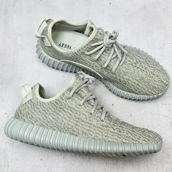 Yeezy shoes - Reps shoes