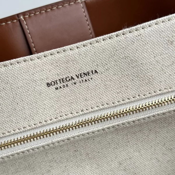 Bottega Veneta bag - replica bags