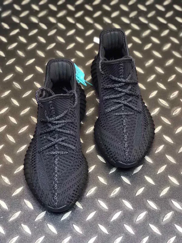 Yeezy shoes - Replica shoes