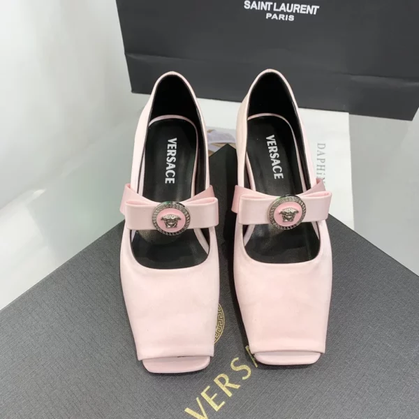 Versace shoes - rep shoes