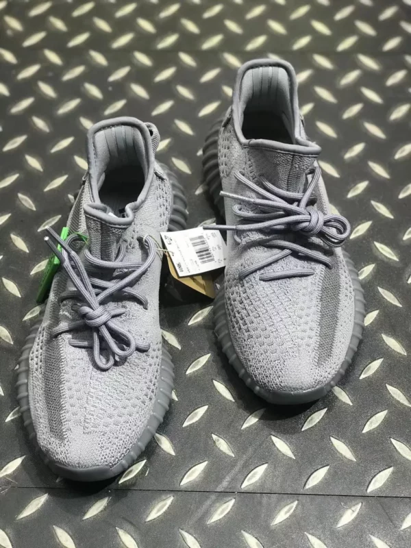 Yeezy shoes - rep shoes