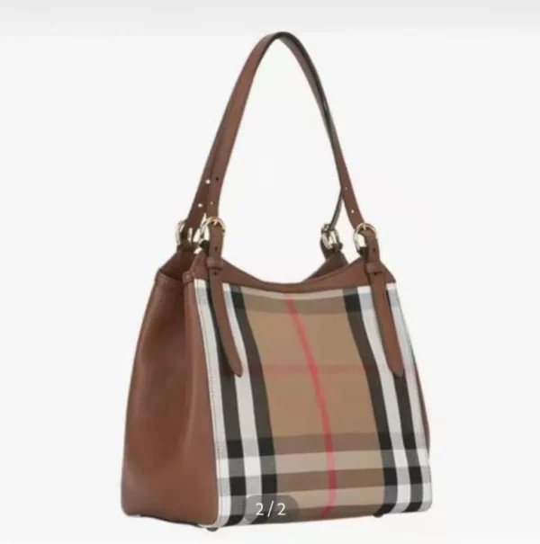 Burberry bag - rep bags