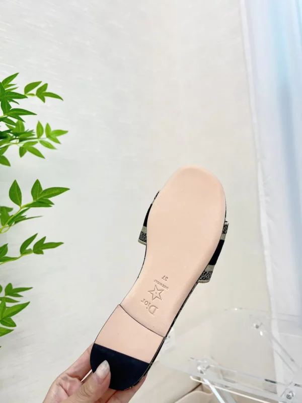 Dior shoes - Reps shoes