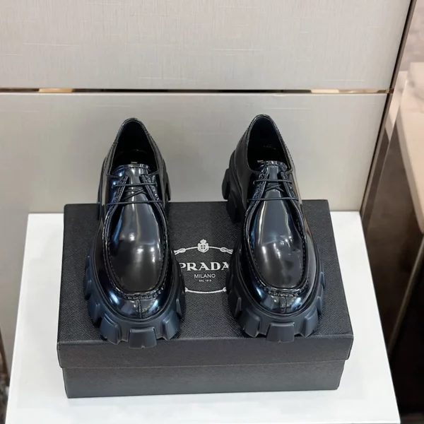 Prada shoes - Replica shoes