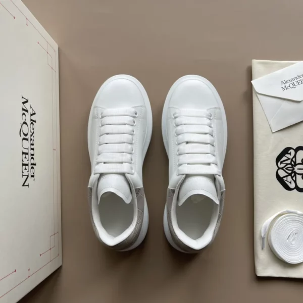 Alexander MCQueen shoes - Reps shoes