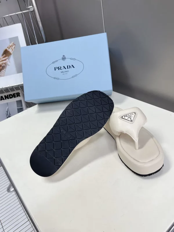 Prada shoes - Replica shoes