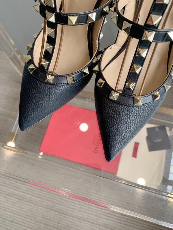 Valentino shoes - Reps shoes