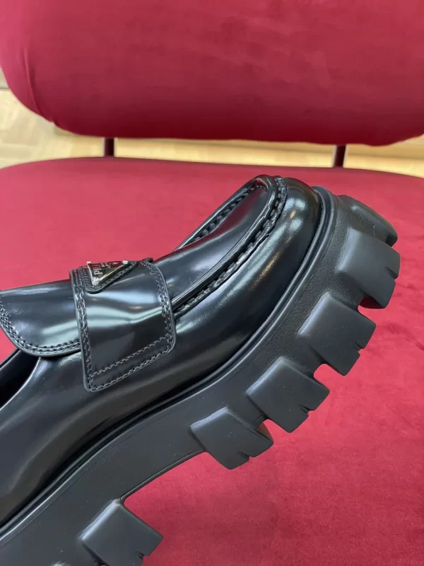 Prada shoes - rep shoes