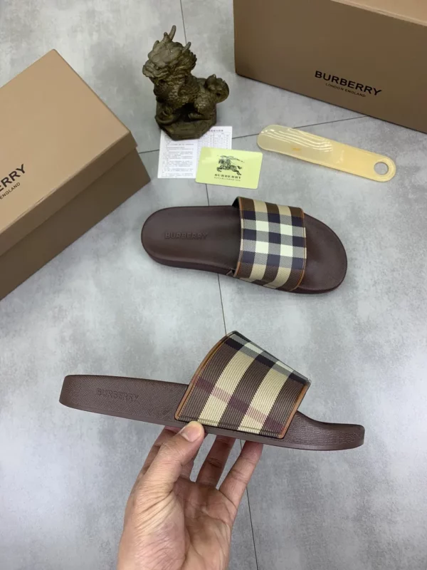 Burberry shoes - rep shoes