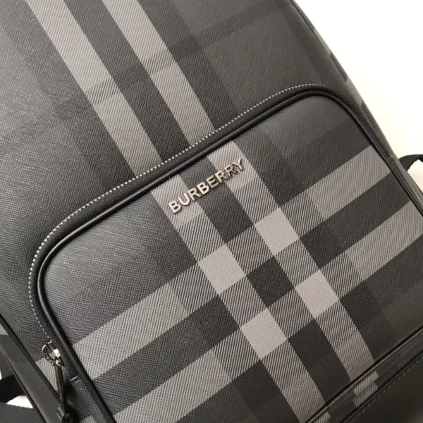 Burberry bag - rep bags