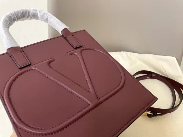 Valentino  bag - replica bags