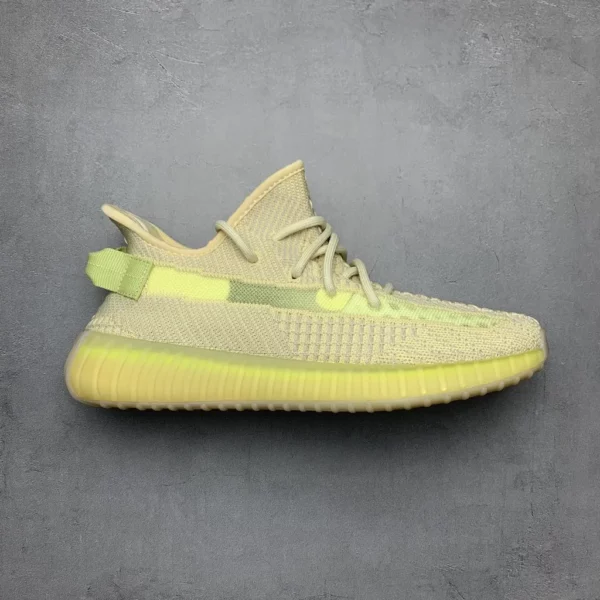 Yeezy shoes - Replica shoes