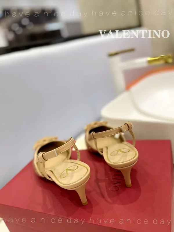 Valentino shoes - Replica shoes