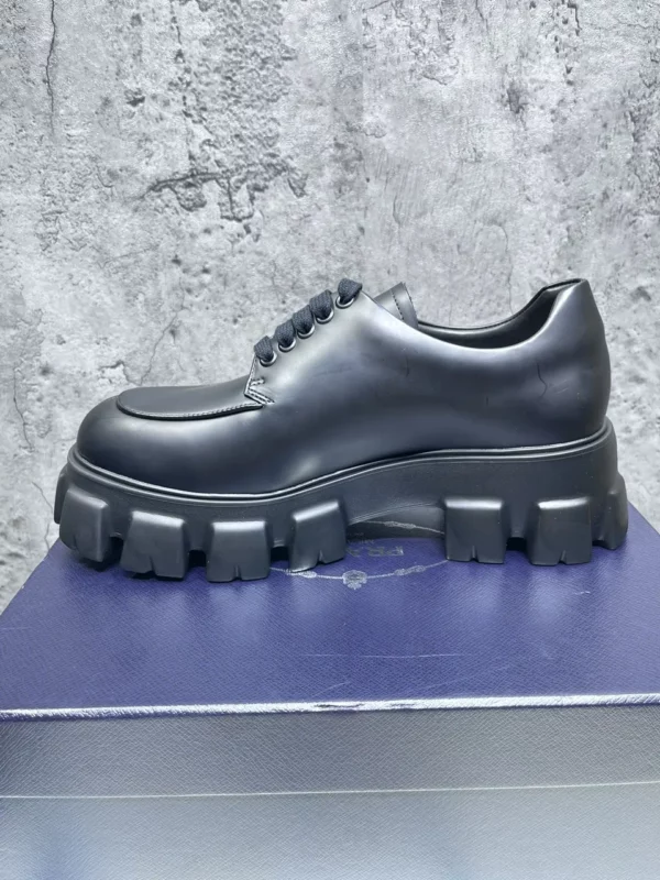 Prada shoes - Replica shoes